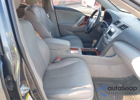 2008 Toyota Camry Xle V6 z USA, uszkodzony, nr VIN 4T1BK46K98U069644